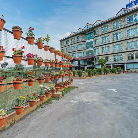 The Chinar Srinagar Hotel Exterior photo