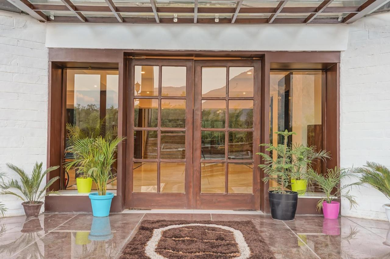 The Chinar Srinagar Hotel Exterior photo
